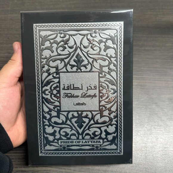 Fakhar Lattafa 3.4 oz EDP Cologne Men New in Box Arabian Perfume - Picture 1 of 2